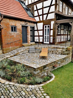Scheuermann-Naturstein-Showroom-Pflaster-12